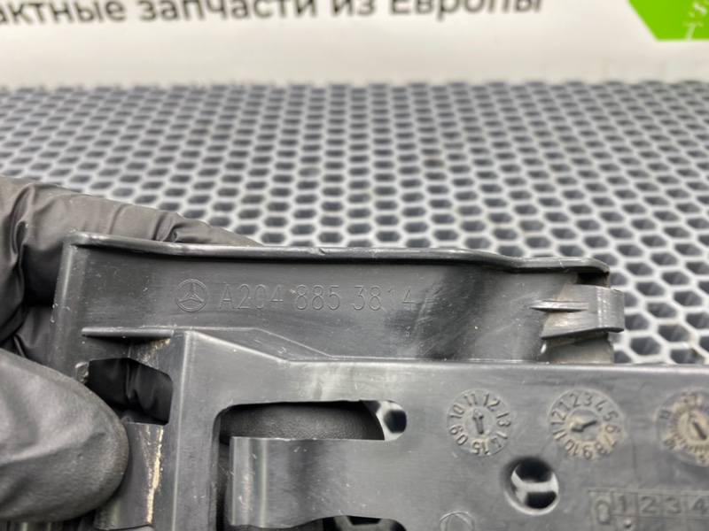 Кронштейн бампера, 1000 рублей, Калининград