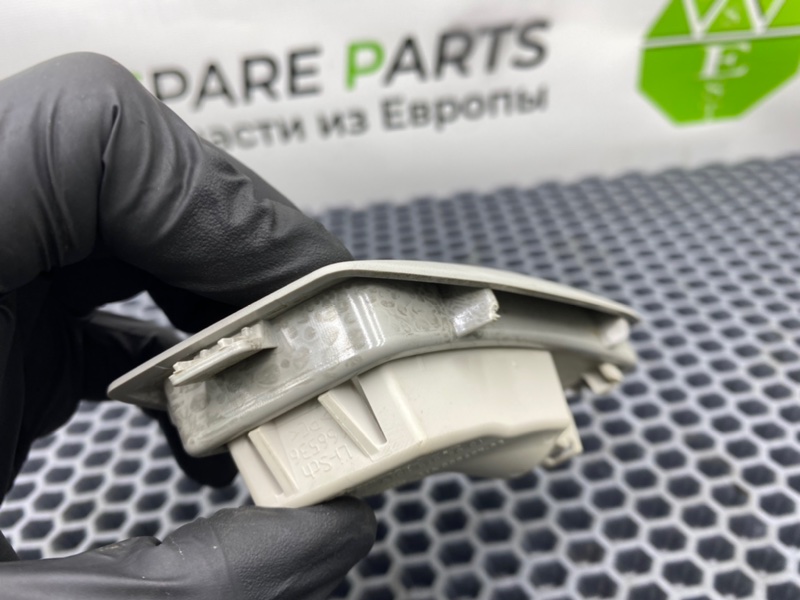 Плафон подсветки салона, 1000 рублей, Калининград