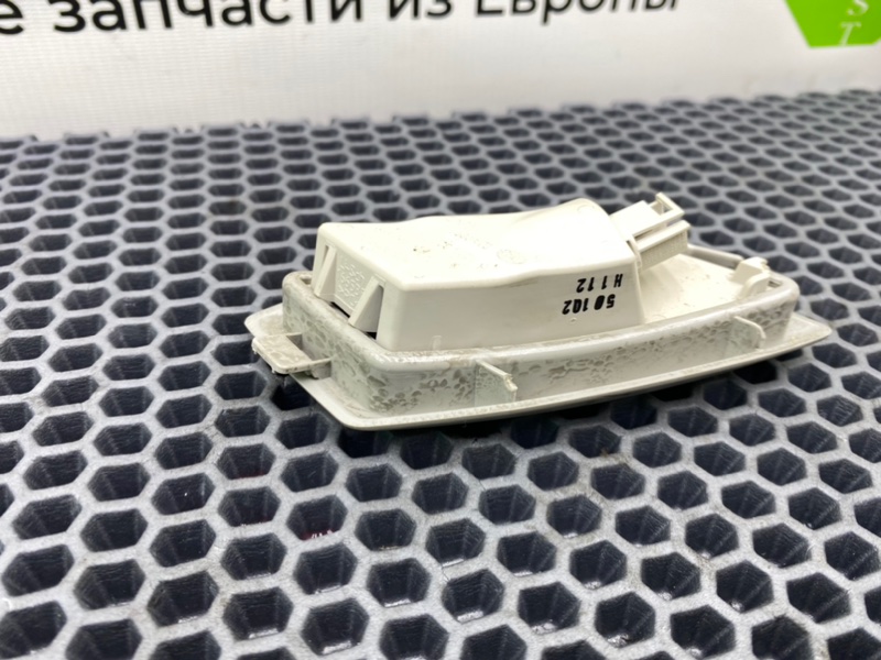 Плафон подсветки салона, 1000 рублей, Калининград