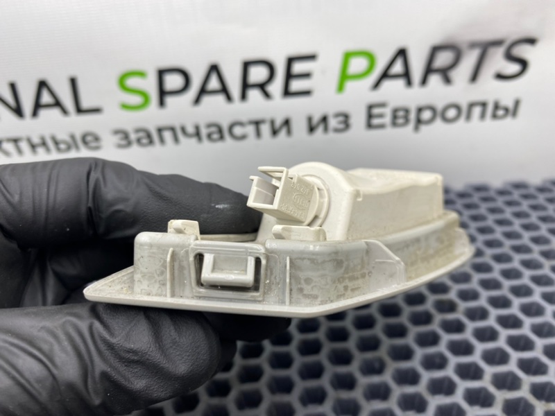 Плафон подсветки салона, 1000 рублей, Калининград