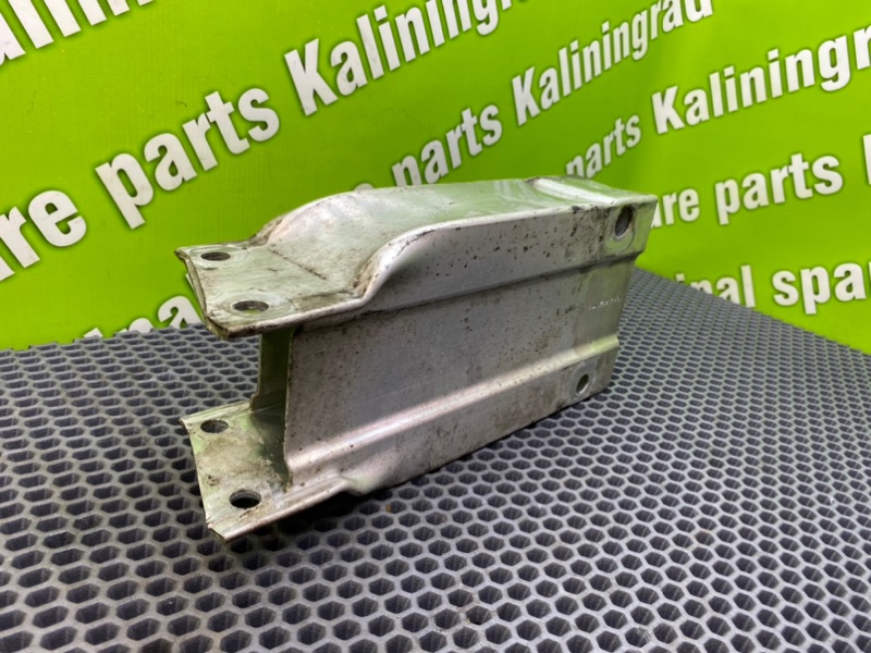 Кронштейн усилителя бампера, 1500 рублей, Калининград