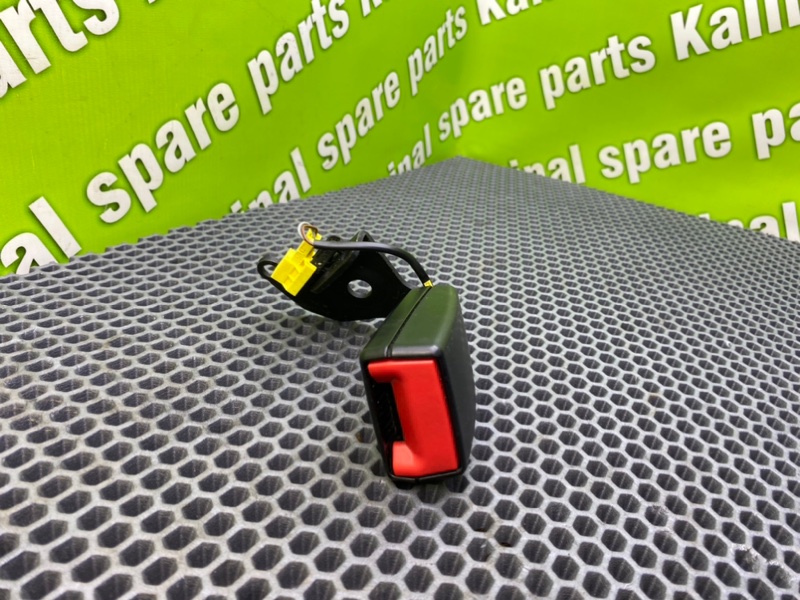 Замок ремня безопасности, 1000 рублей, Калининград