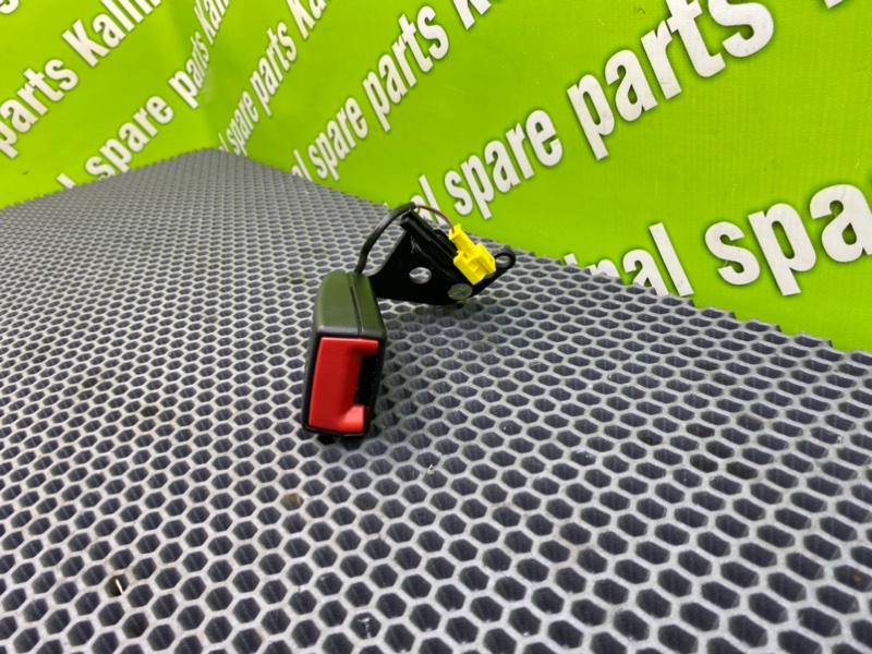 Замок ремня безопасности, 1000 рублей, Калининград