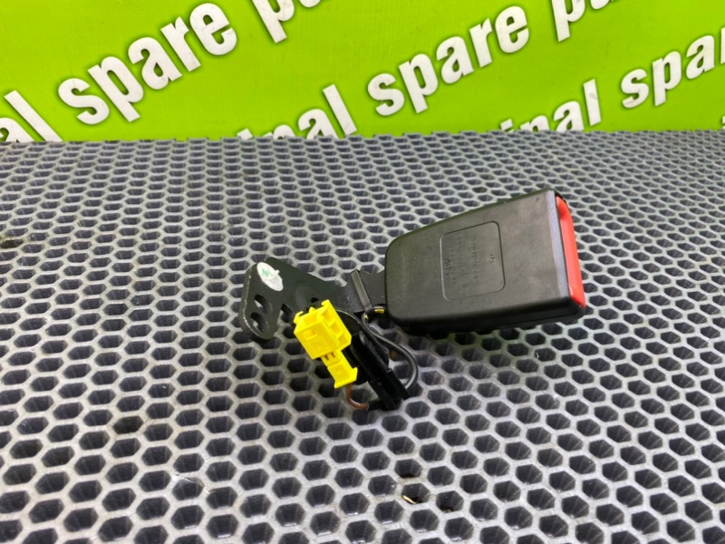 Замок ремня безопасности, 1000 рублей, Калининград