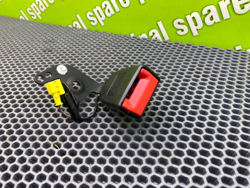 Замок ремня безопасности, 1000 рублей, Калининград