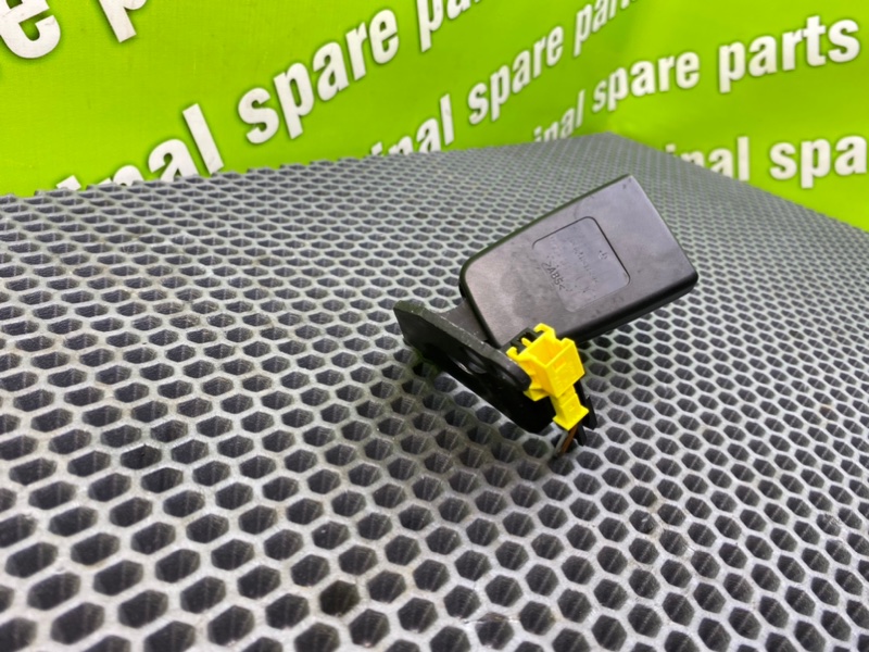 Замок ремня безопасности, 1000 рублей, Калининград