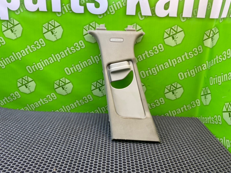 Накладка стойки, 1000 рублей, Калининград