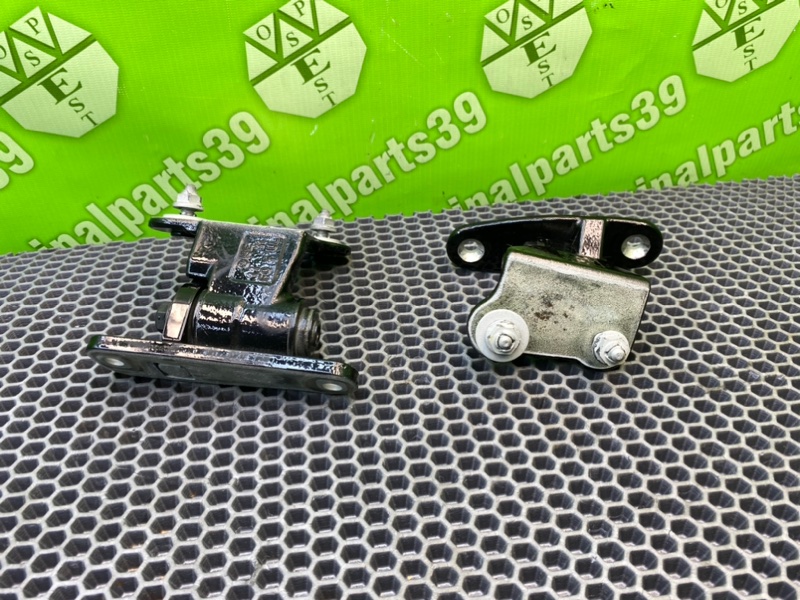 Петли дверей, 2300 рублей, Калининград