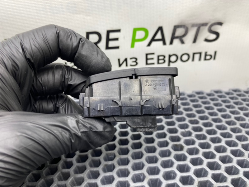 Кнопка центрального замка, 1000 рублей, Калининград