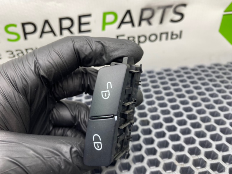 Кнопка центрального замка, 1000 рублей, Калининград