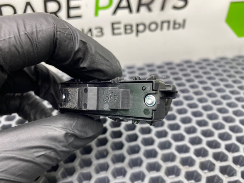 Кнопка центрального замка, 1000 рублей, Калининград