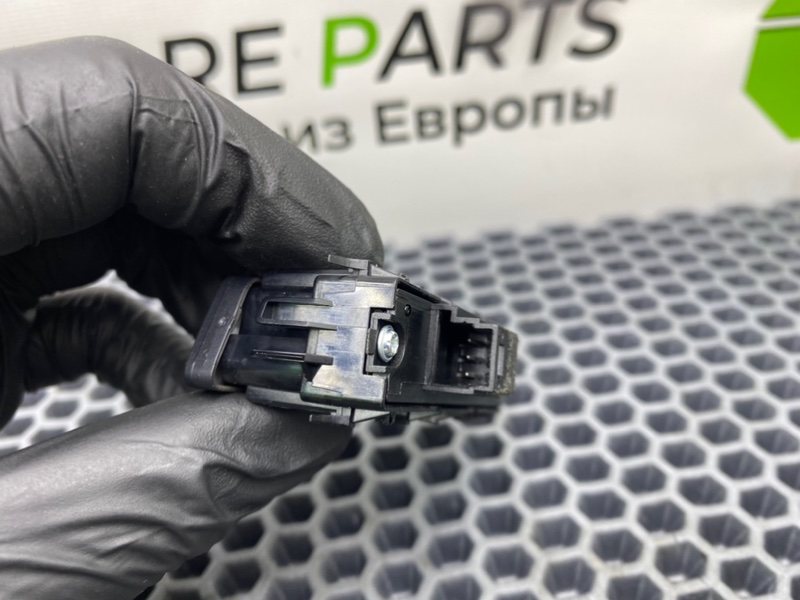 Кнопка центрального замка, 1000 рублей, Калининград