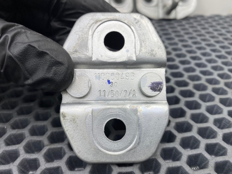 Защелка двери, 1700 рублей, Калининград