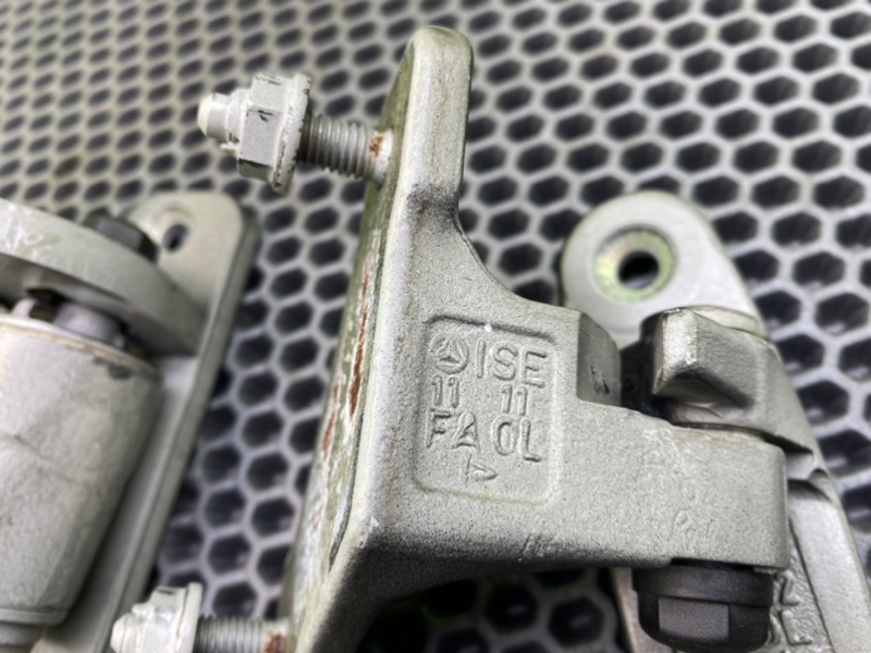 Петли дверей, 2300 рублей, Калининград