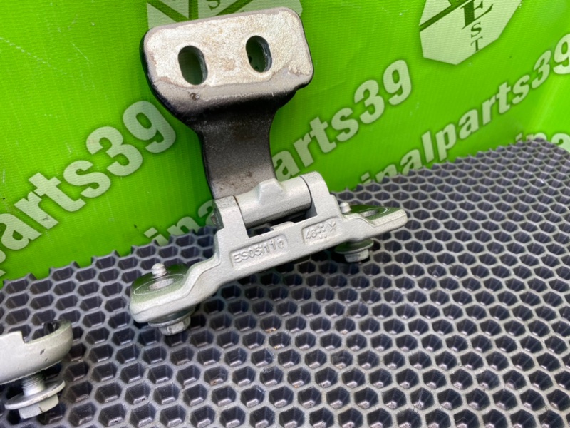 Петли багажника, 2300 рублей, Калининград