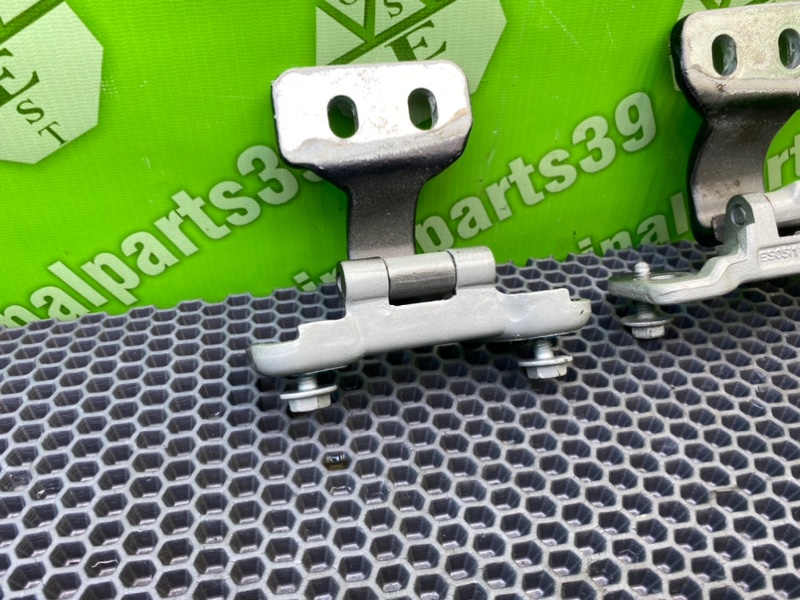 Петли багажника, 2300 рублей, Калининград