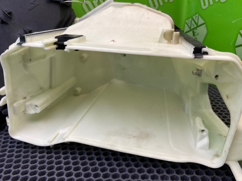 Корпус блока предохранителей, 2400 рублей, Калининград