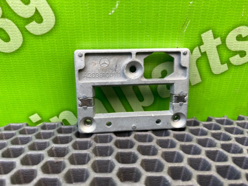 Кронштейн, 800 рублей, Калининград