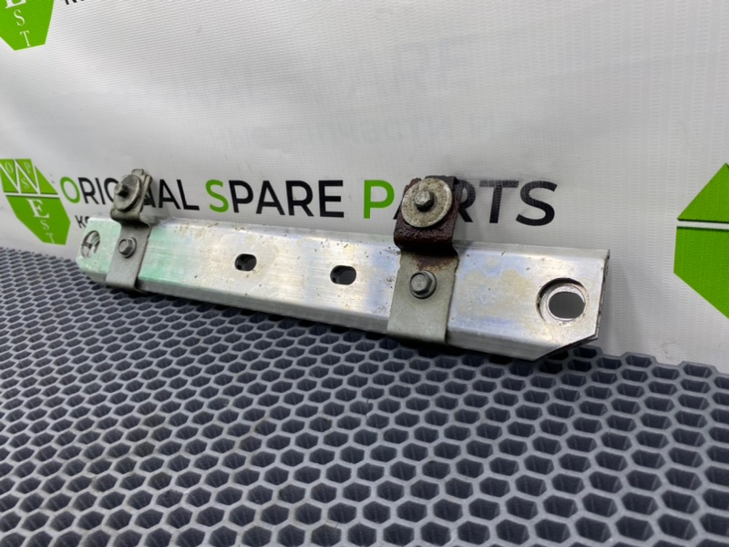 Кронштейн кузова, 900 рублей, Калининград