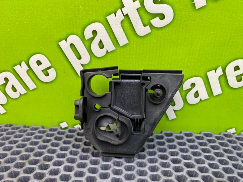 Кронштейн, 700 рублей, Калининград