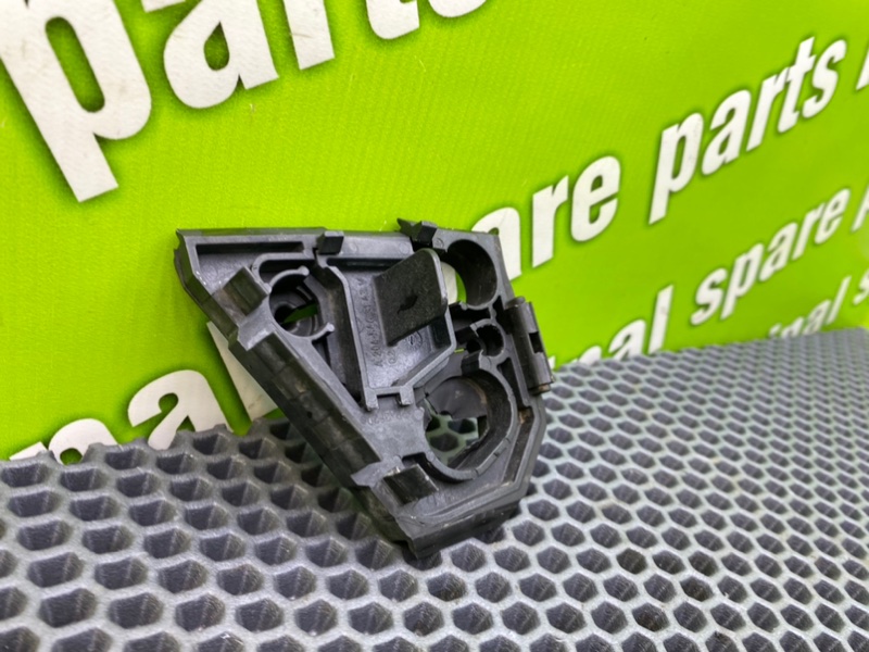 Кронштейн, 700 рублей, Калининград