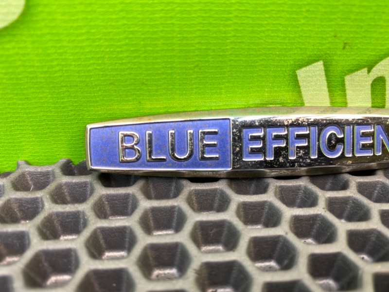 Эмблема, 1300 рублей, Калининград