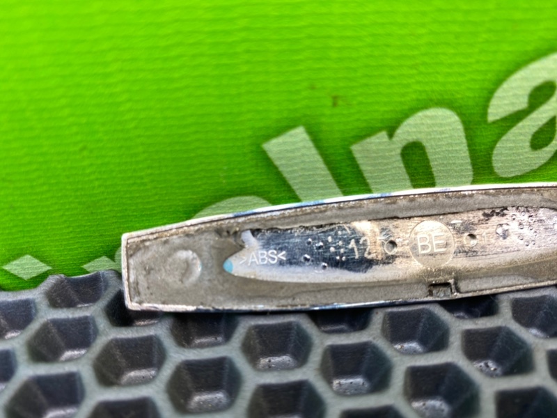 Эмблема, 1300 рублей, Калининград