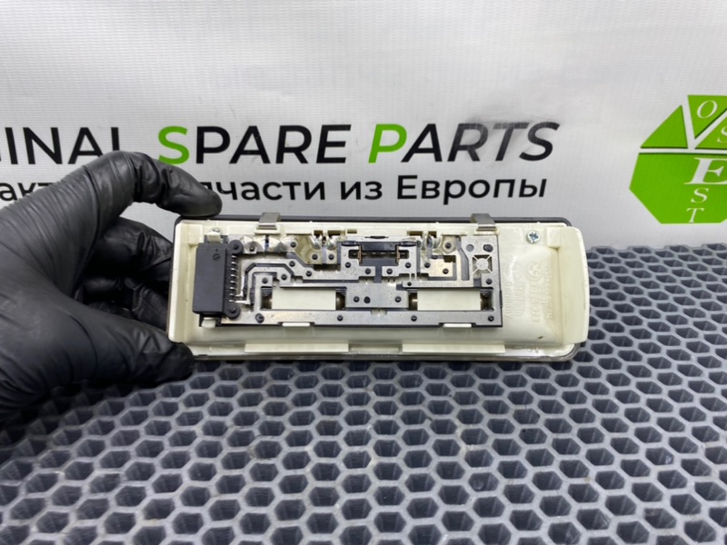 Плафон подсветки салона, 1000 рублей, Калининград