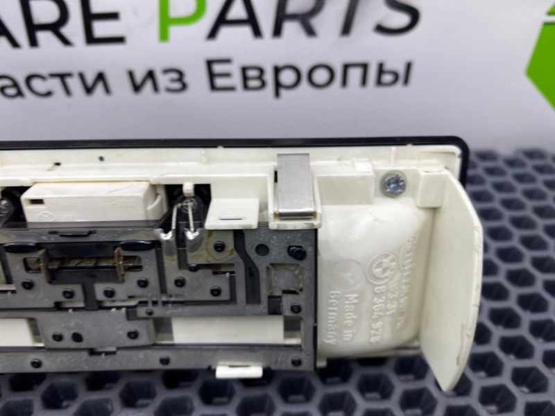 Плафон подсветки салона, 1000 рублей, Калининград