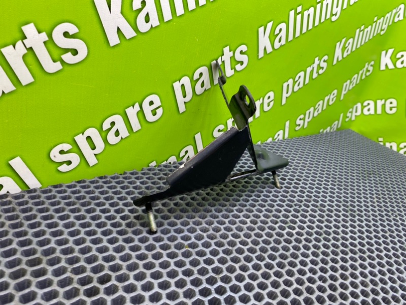 Кронштейн, 800 рублей, Калининград