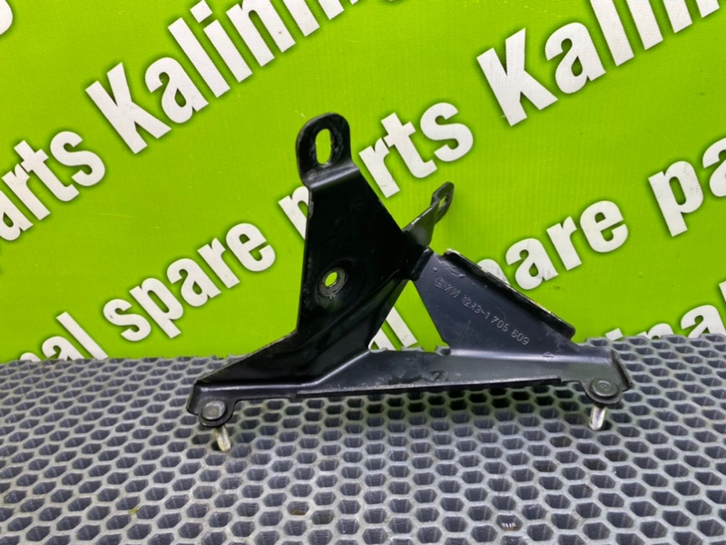 Кронштейн, 800 рублей, Калининград