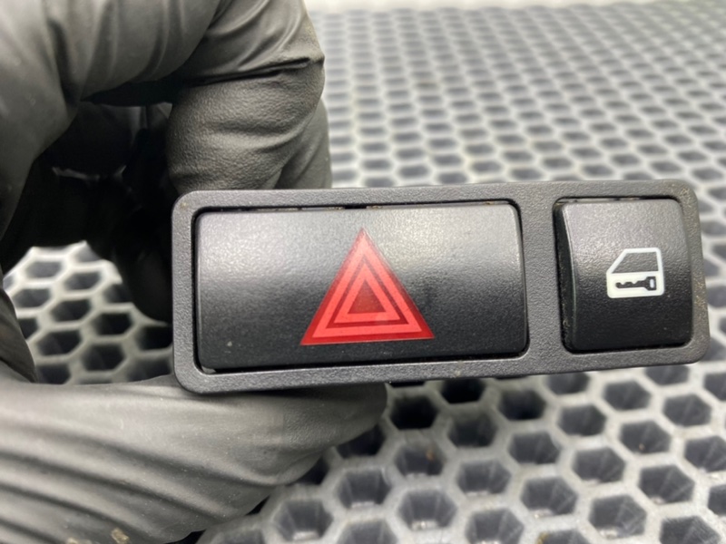 Кнопка, 1900 рублей, Калининград