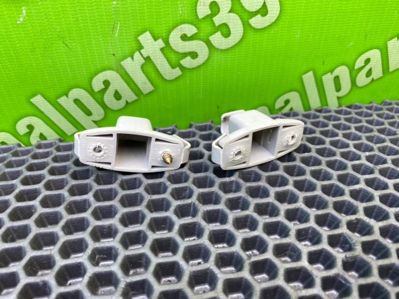 Крепеж козырьков, 1000 рублей, Калининград