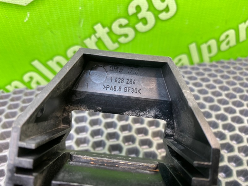 Крепеж радиатора, 1000 рублей, Калининград