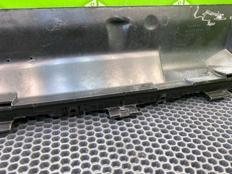 Щит моторного отсека, 1000 рублей, Калининград