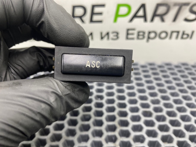 Кнопка, 600 рублей, Калининград