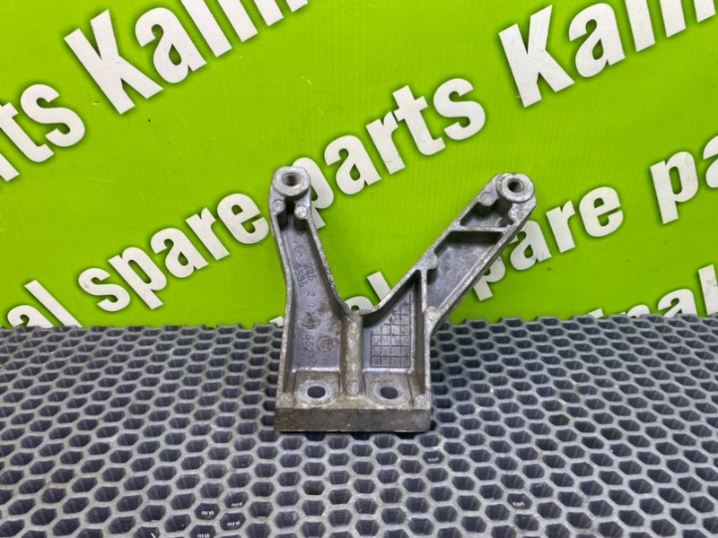 Кронштейн, 1000 рублей, Калининград