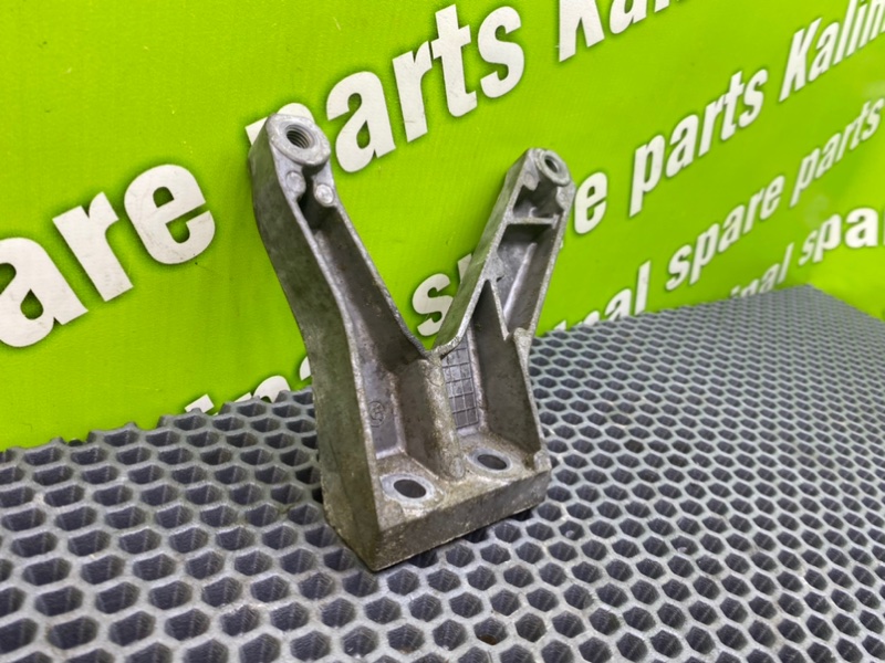 Кронштейн, 1000 рублей, Калининград