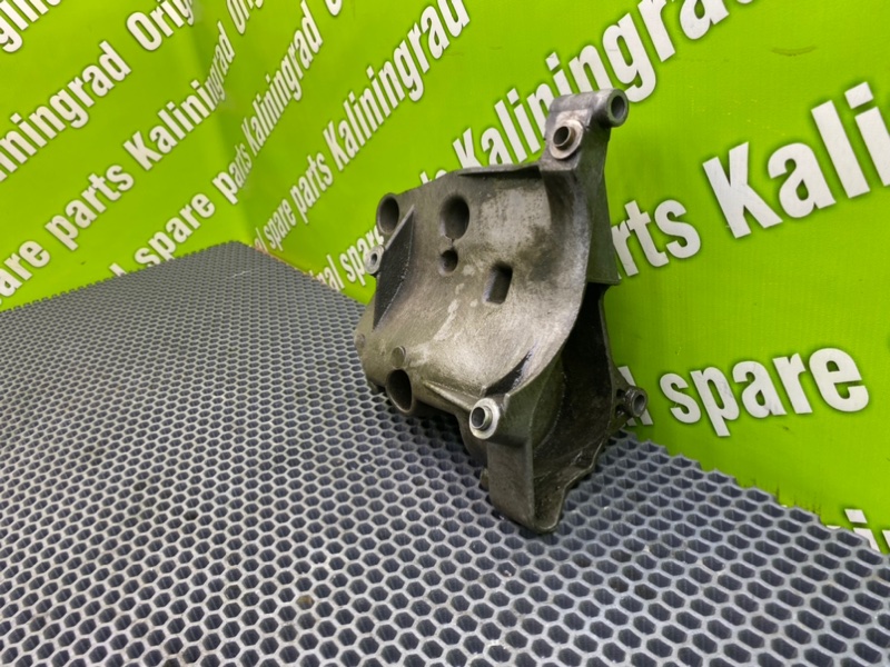 Кронштейн, 1300 рублей, Калининград