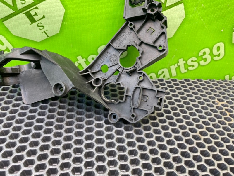 Кронштейн, 1600 рублей, Калининград