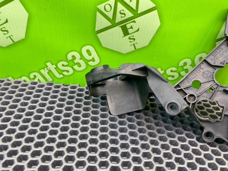 Кронштейн, 1600 рублей, Калининград