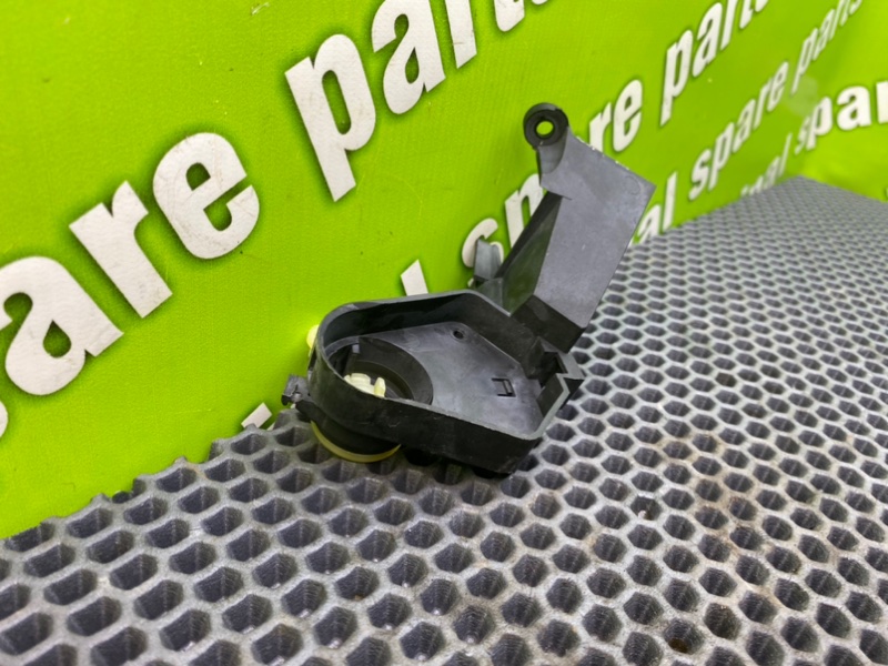 Кронштейн, 700 рублей, Калининград