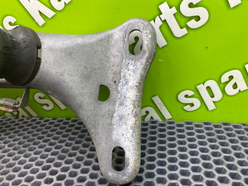 Кронштейн МКПП, 3100 рублей, Калининград