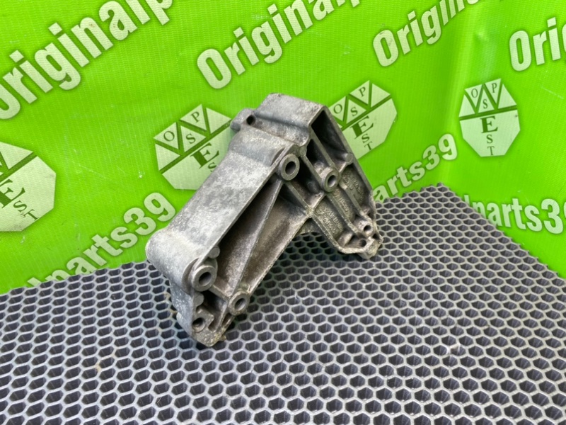 Кронштейн компрессора кондиционера, 1600 рублей, Калининград