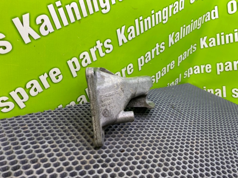 Кронштейн двигателя, 1400 рублей, Калининград