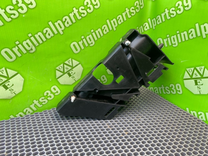 Кронштейн впускного коллектора, 1400 рублей, Калининград