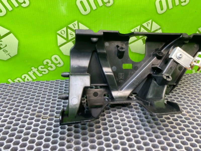 Кронштейн впускного коллектора, 1400 рублей, Калининград