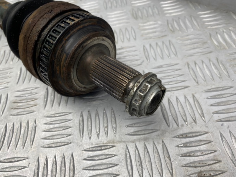 Полуось, 5200 рублей, Калининград