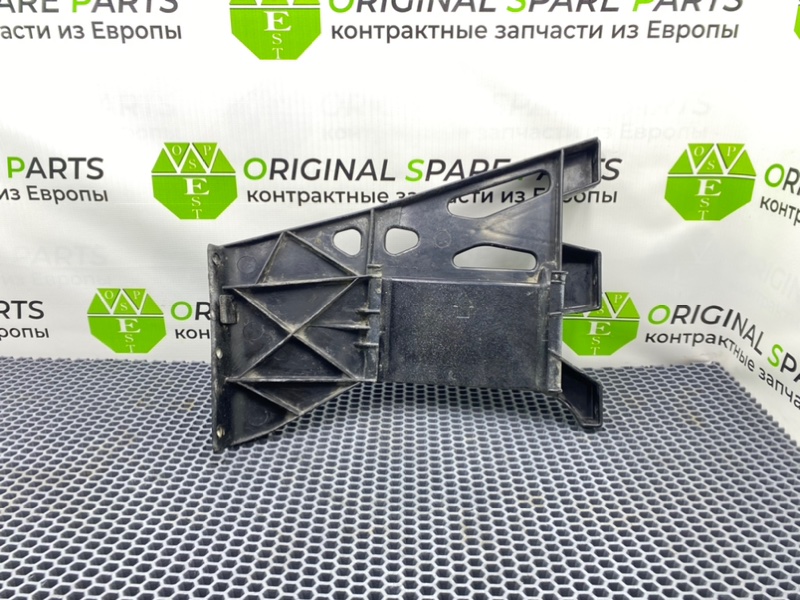 Кронштейн бампера, 1600 рублей, Калининград