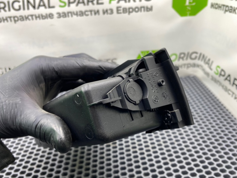 Вещевой ящик, 1000 рублей, Калининград